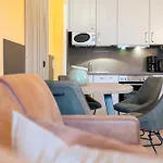 Solaris 7 Mit Balkon, Gemeinschaftssauna Und Grillplatz * Grömitz