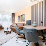 Appartement Solaris 7 Mit Balkon, Gemeinschaftssauna Und Grillplatz Grömitz