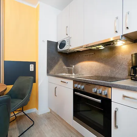 Solaris 7 Mit Balkon, Gemeinschaftssauna Und Grillplatz Apartment Groemitz