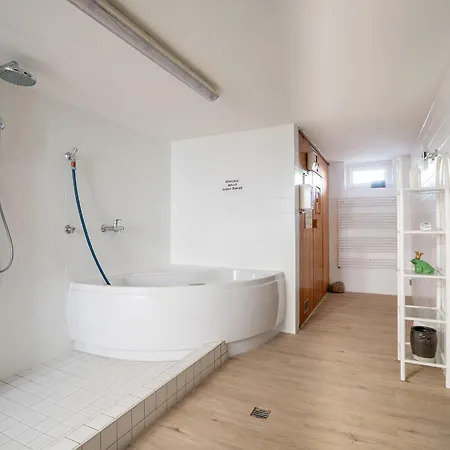 شقة Solaris 7 Mit Balkon, Gemeinschaftssauna Und Grillplatz Grömitz